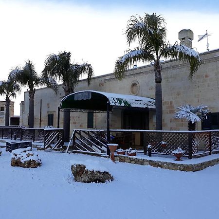 Masseria San Nicola B&B Torre Santa Susanna Exterior photo