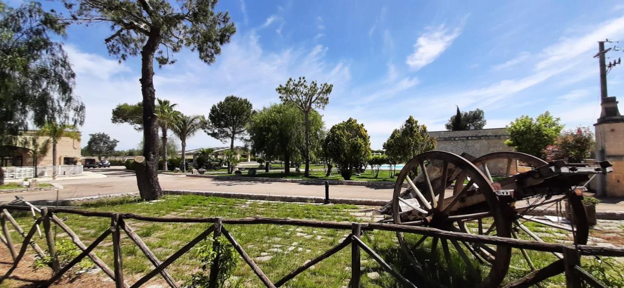 Masseria San Nicola B&B Torre Santa Susanna Exterior photo
